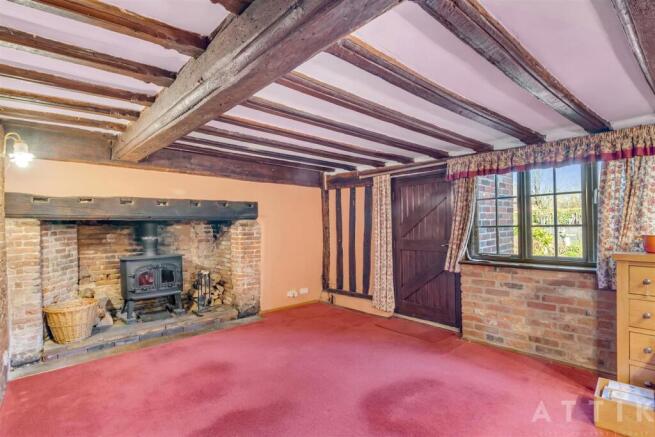 2 Stone Street Spexhall IP19 0RN (8).jpg