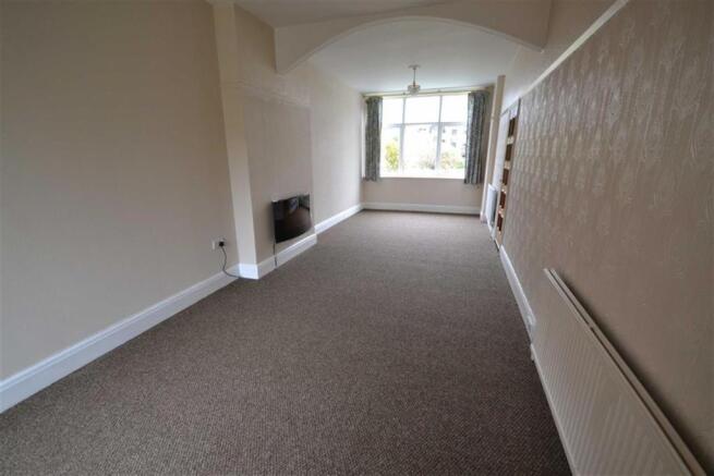 Lounge / Dining Room