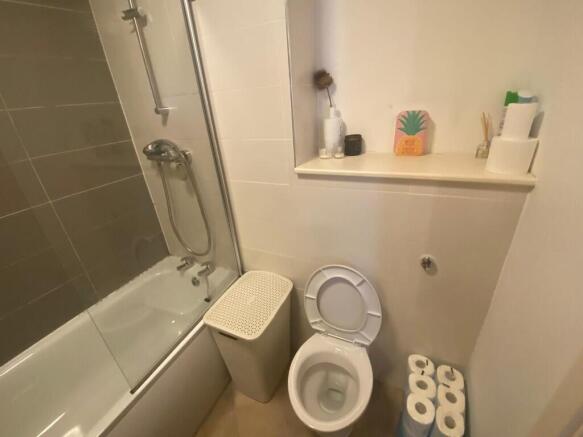 Photo 12