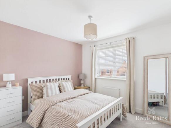 3 bed Semi-Detached for sale Image 9