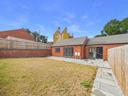 Mable Close, Melton Mowbray, LE13