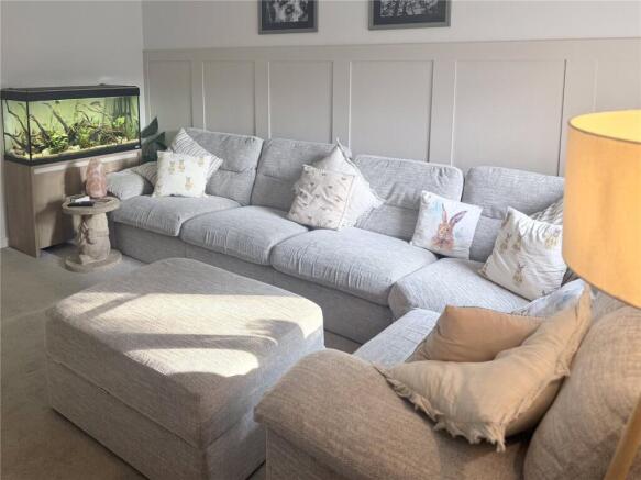 3 bed House for sale Image 6