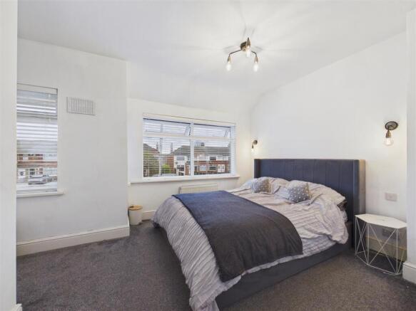 2 bed Terraced for sale Image 9