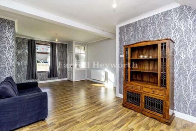 Open plan living vie
