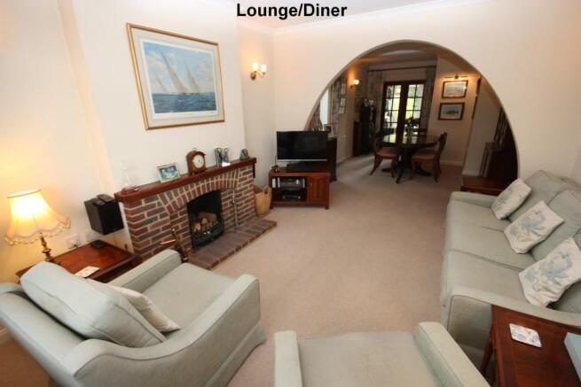 Lounge/Diner