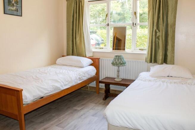 bed 1