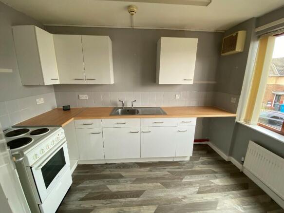 1 bed Retirement Property to rent Image 7
