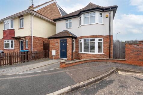 Larch Grove, Bletchley, MK2