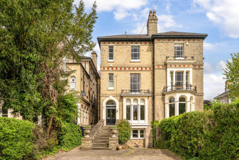 Lindum Terrace, Lincoln, Lincolnshire, LN2 5RP