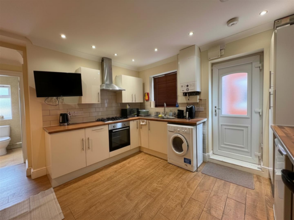 kitchen 10 abbot.png