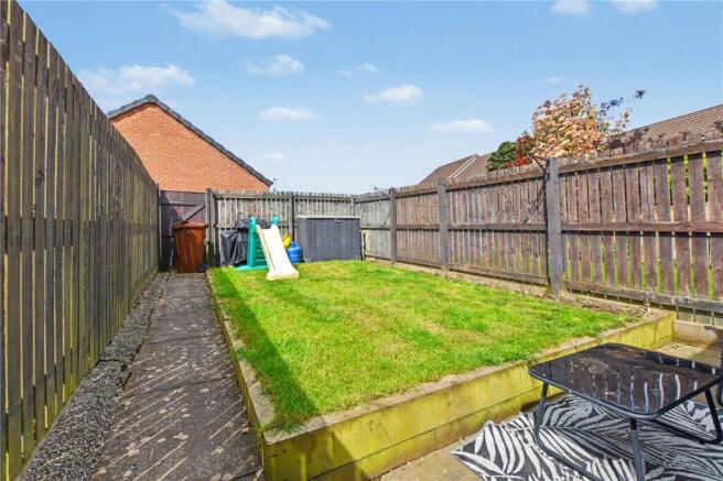 3 bed Town House for sale Image 10