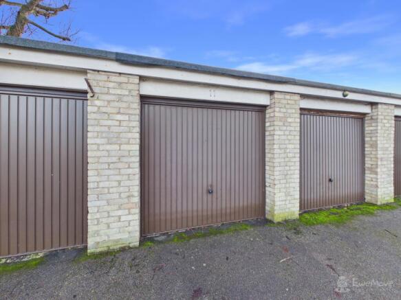 Garage- Mark Stephens EweMove Newmarket and Soham 