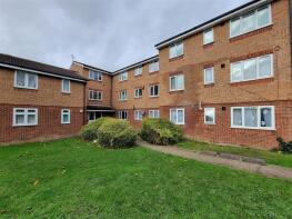 102, Express Drive, Goodmayes, Ilford IG3 9QQ