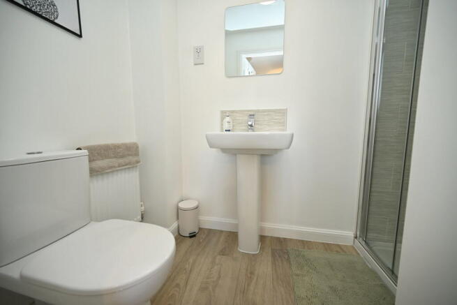 3 bed Semi-Detached for sale Image 11