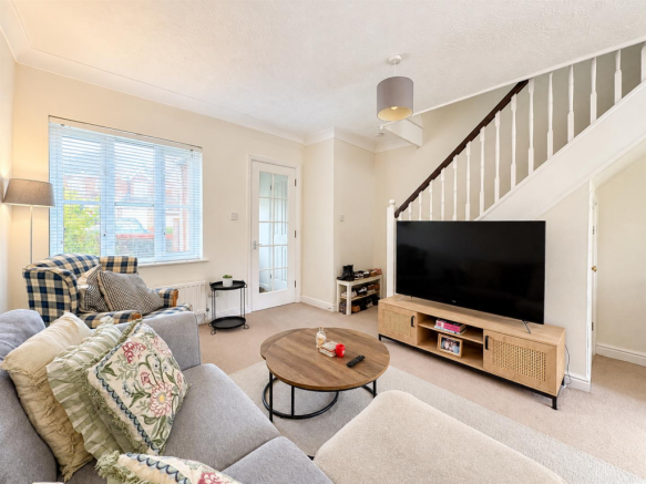 LIVINGROOM.png