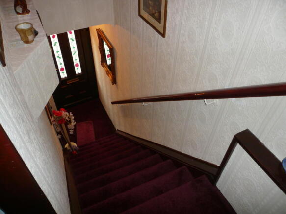 Stairs to front