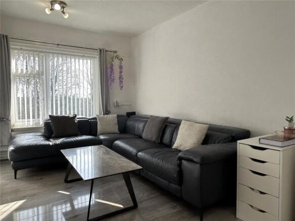 1 bed Apartment for sale Image 4