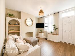 1, Diseworth Grove, Nottingham NG2 2EN
