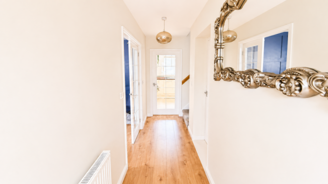 4 bed Detached for sale Image 6