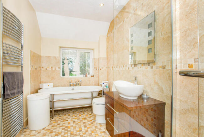 Photo 10