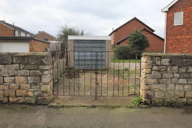 Driveway / Garage