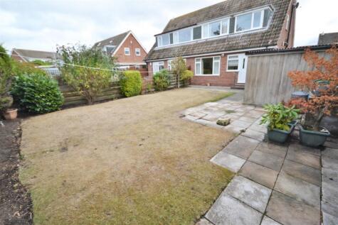 Horseshoe Crescent, Holme-On-Spalding-Moor, York