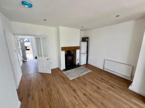 35 Upper Poole Road - Snug.jpg