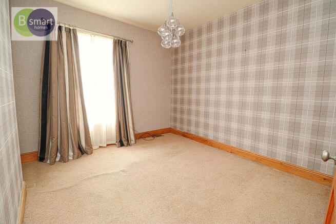 2 bed Terraced to rent Image 6