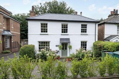 Portsmouth Road, Thames Ditton