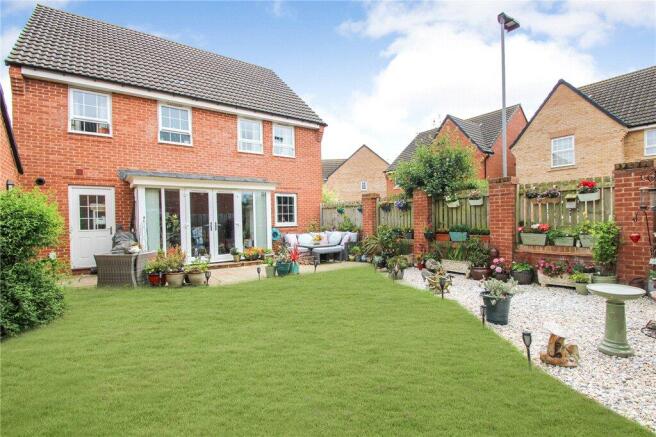 4 bed Detached for sale Image 8