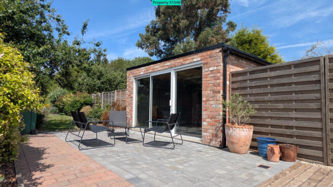 Garden room 1