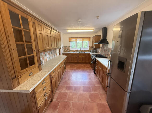 Great Location, 5 min walk to St Johns campus!