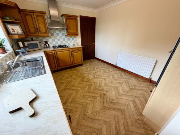 3 bed Detached Bungalow for sale Image 6
