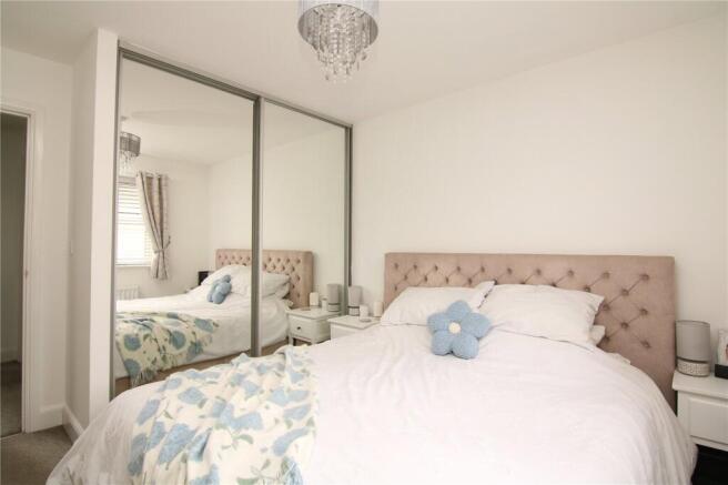 3 bed Link Detached House for sale Image 7