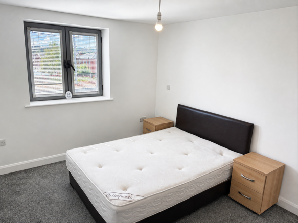 2 bed Flat to rent Image 6