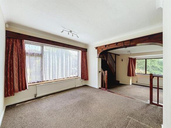 4 bed House for sale Image 7