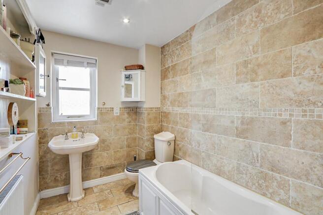 Bedroom 1 En-suite