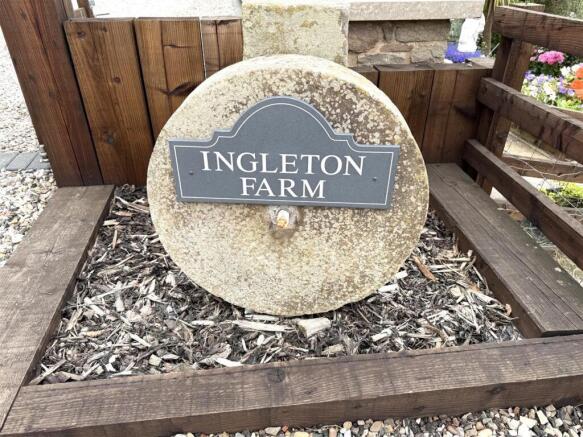 Ingleton Farm 40.jpg