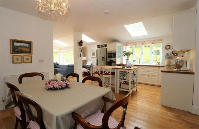 Kitchen dining...