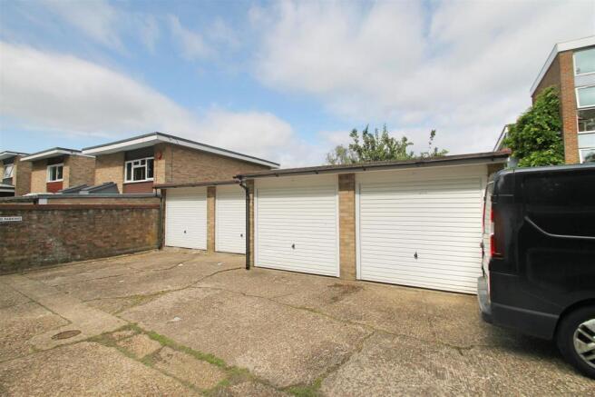 Garage:
