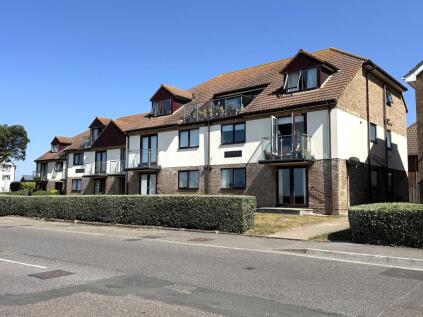 Shoreacre Marine Drive East Barton on Sea BH25 7DT