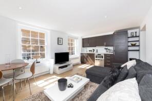 Flat 4, 15a, Shorts Gardens, London WC2H 9AT