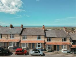 5, Searle Terrace, Churchill Way, Bideford EX39 1DD