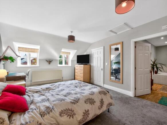 2 bed House for sale Image 9