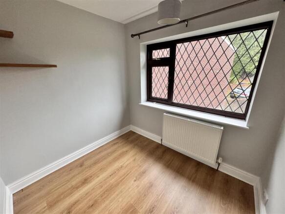 3 bed Semi-Detached for sale Image 12