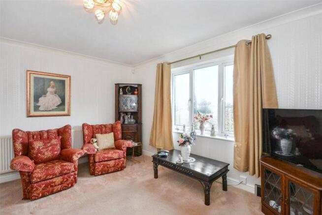 2 bed Apartment for sale Image 10