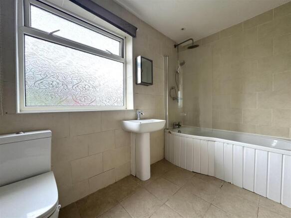 3 bed Semi-Detached for sale Image 7