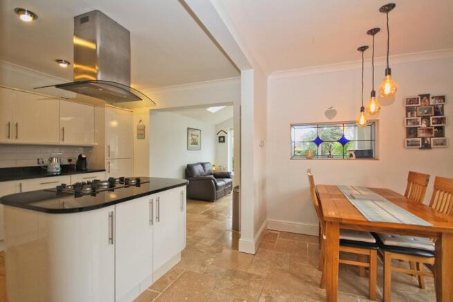 21 Park Walk ANLABY (30)_lzn.jpg