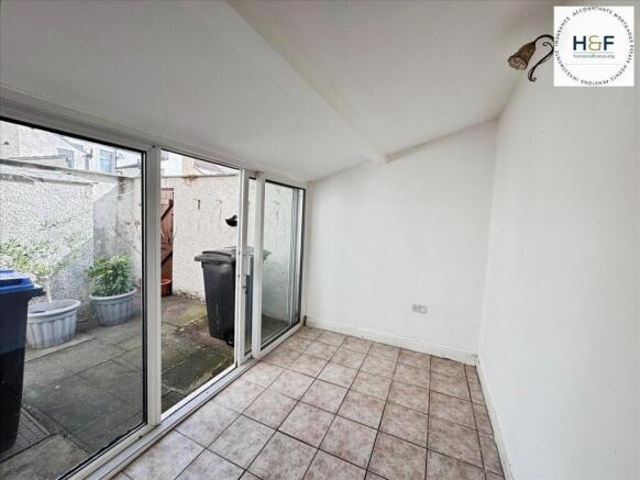 Surrey Street, MILLOM photo 5