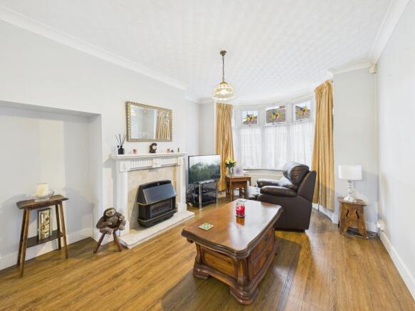 CAM05192G0-PR0212-STILL011